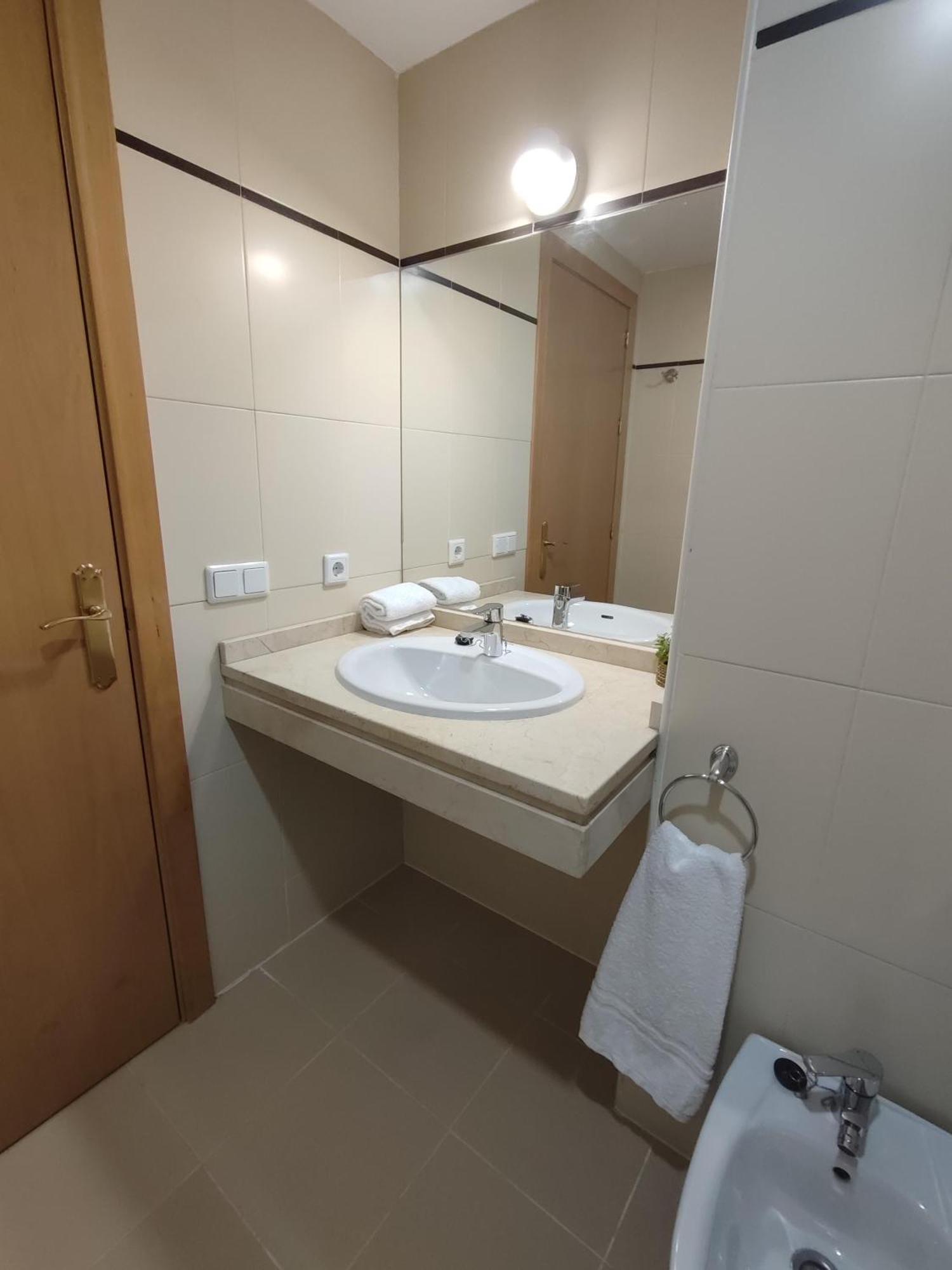Apartamento En Sevilla Con Piscina Y Parking La Algaba Exterior photo